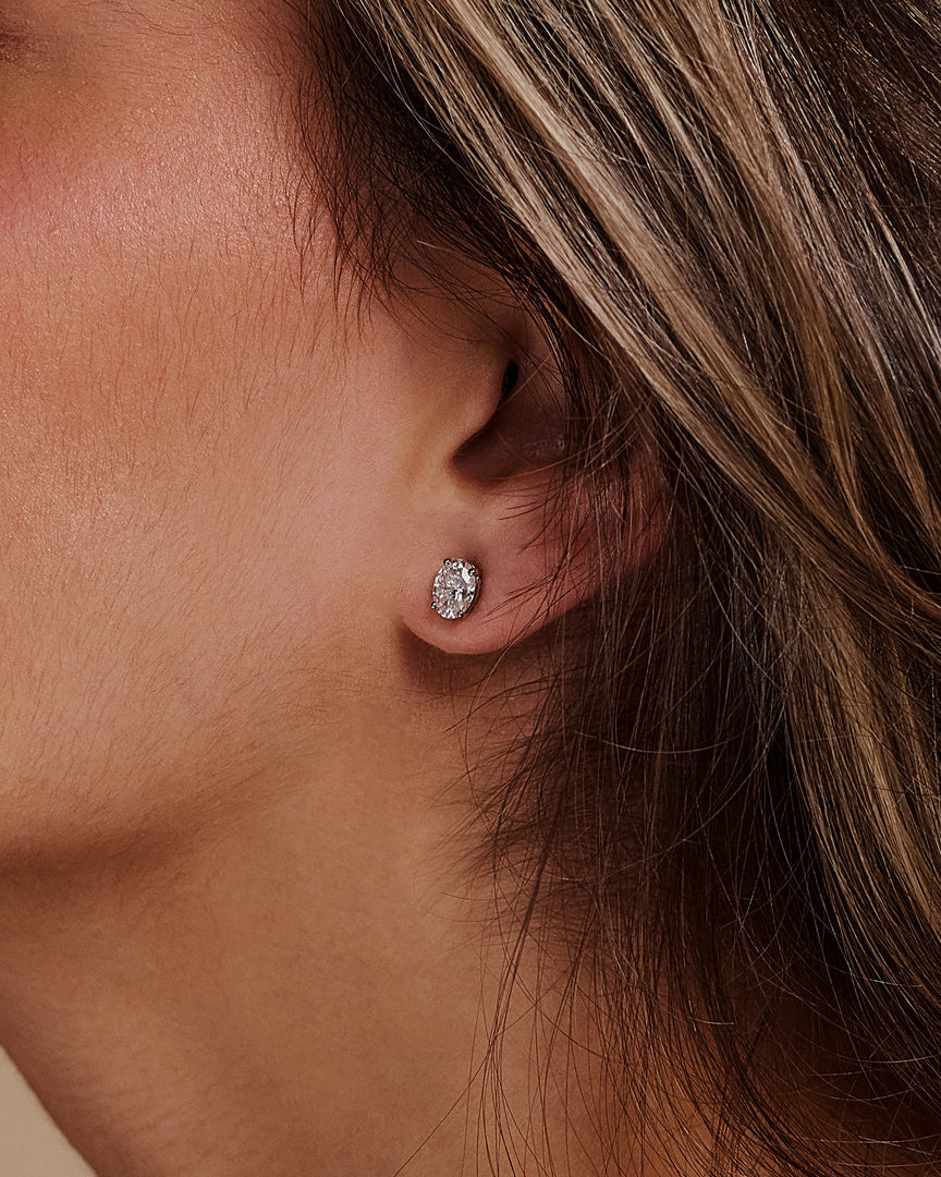 1 CT Oval Cut Moissanite Diamond Stud Earrings