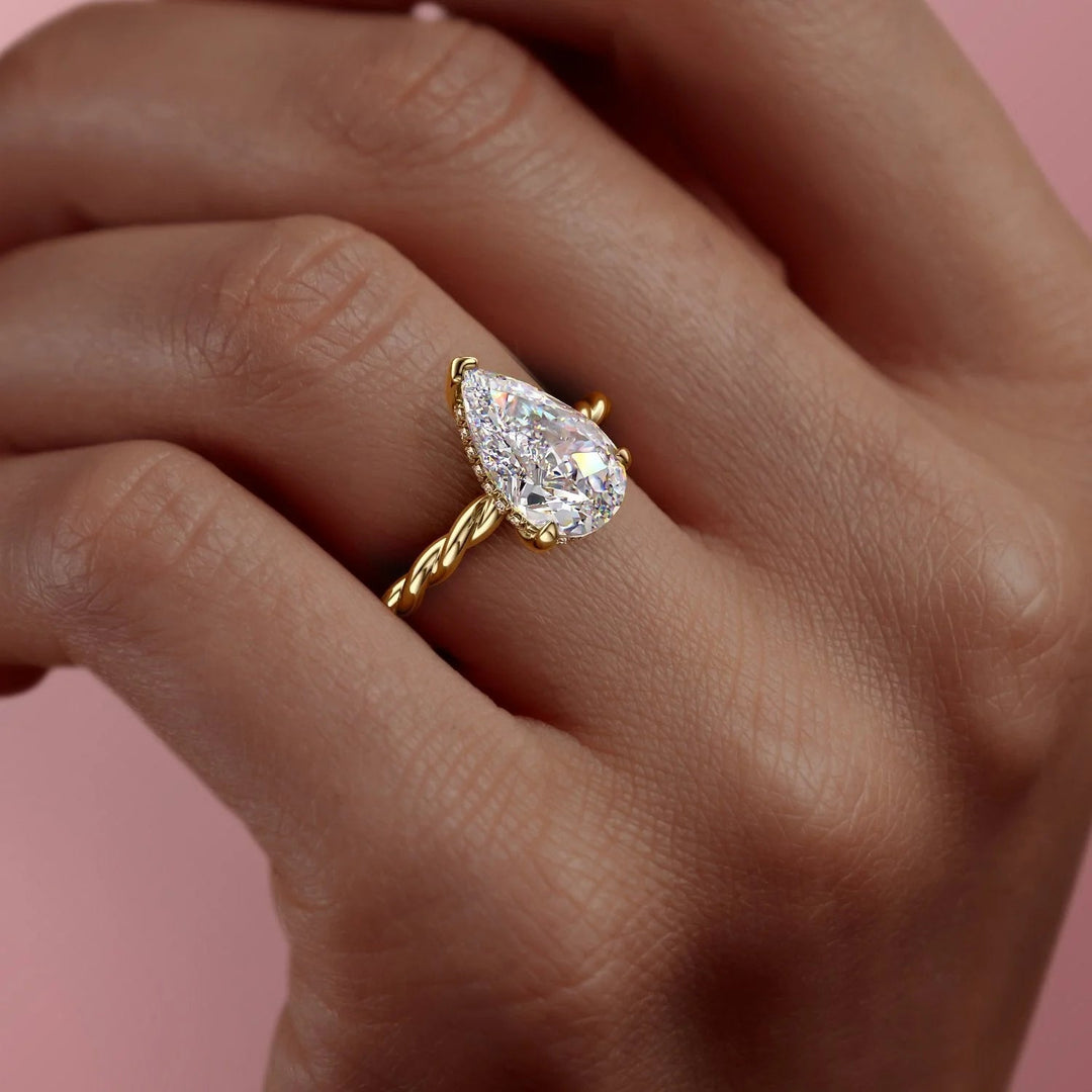 2 CT Pear Cut Thread Engagement Ring - Moissanite Diamond