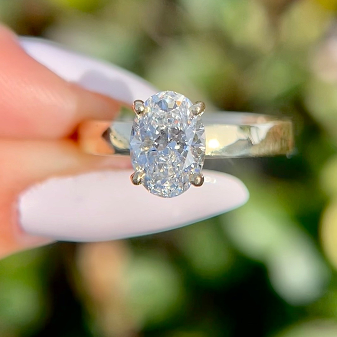 1 CT Oval Cut Cigar Engagement Ring - Moissanite Diamond