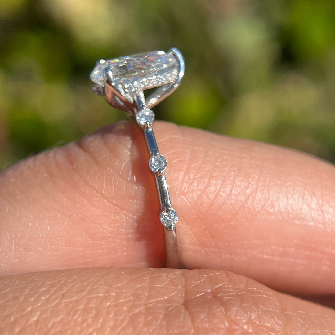 Women's Pear Diamond Ring