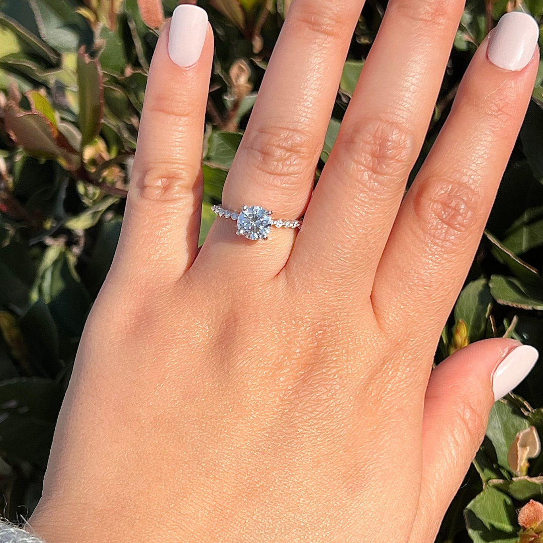 Women's Round Diamond Ring