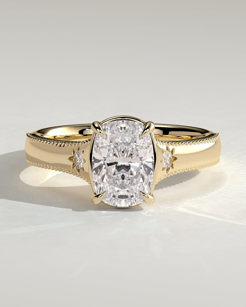 2 CT Oval Cut Vintage Engagement Ring - Moissanite Diamond