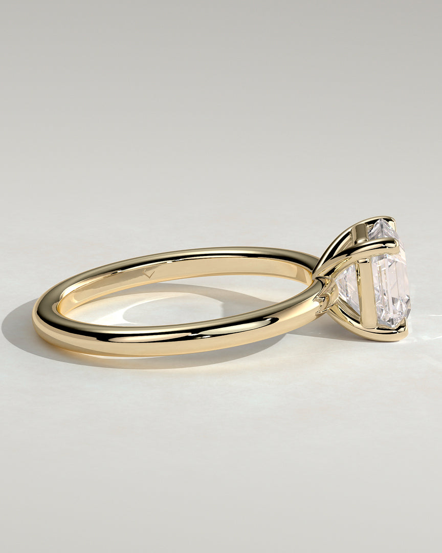 2 CT Asscher Cut Solitaire Engagement Ring - Moissanite Diamond