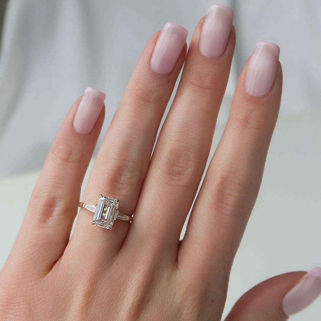 1 CT Emerald Cut Trilogy Engagement Ring - Moissanite Diamond