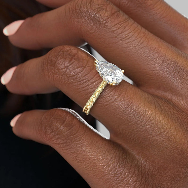2 CT Pear Cut Vintage Engagement Ring - Moissanite Diamond