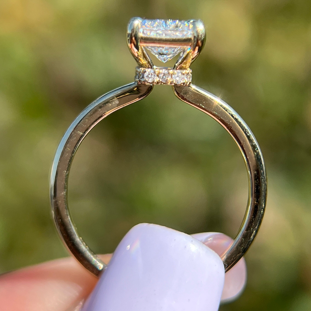 2 CT Radiant Solitaire Engagement Ring - Moissanite Diamond