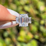 2 CT emerald engagement ring