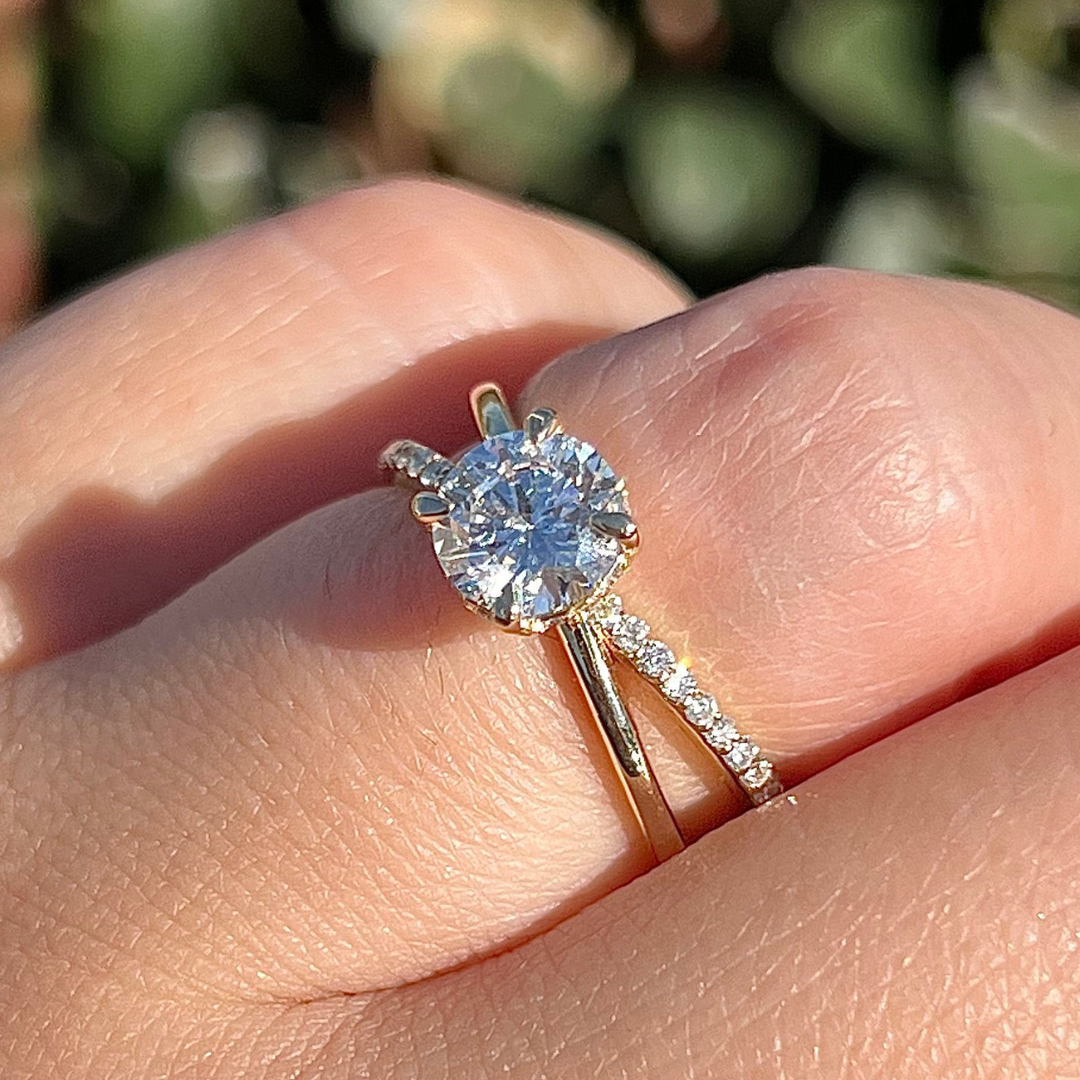 2 CT Round Cut Criss Cross Engagement Ring - Lab Grown Diamond
