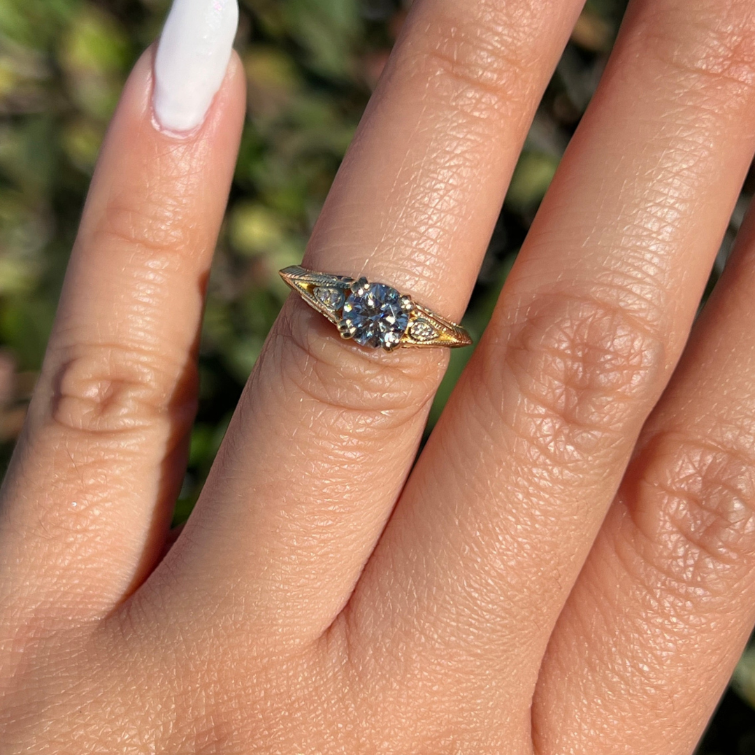 1 CT Round Cut Vintage Engagement Ring - Moissanite Diamond
