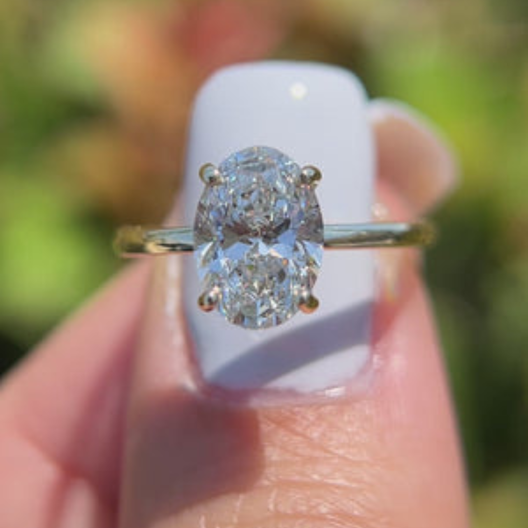 2 CT Oval Cut Solitaire Engagement Ring - Moissanite Diamond