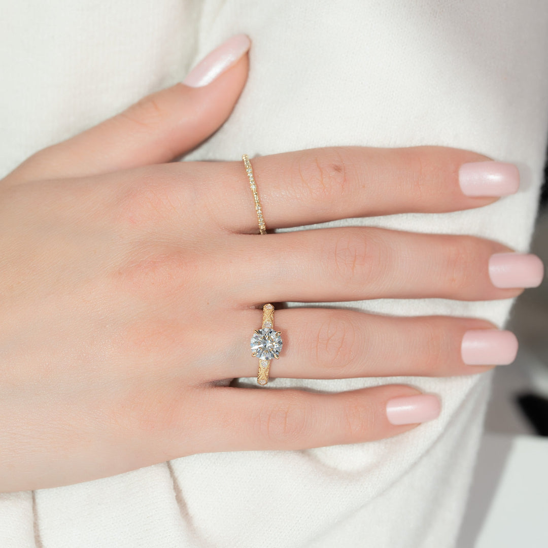 2 CT Round Cut Vintage  Engagement Ring - Moissanite Diamond