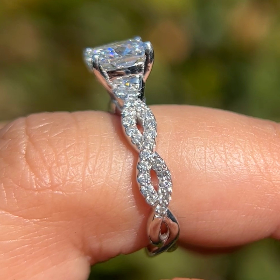 1 CT Cushion Cut Infinity Engagement Ring - Moissanite Diamond