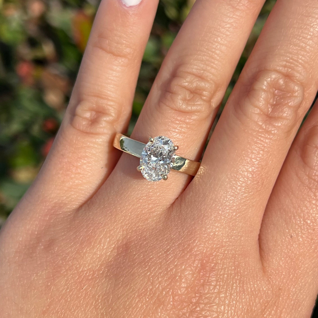 1 CT Oval Cut Cigar Engagement Ring - Moissanite Diamond