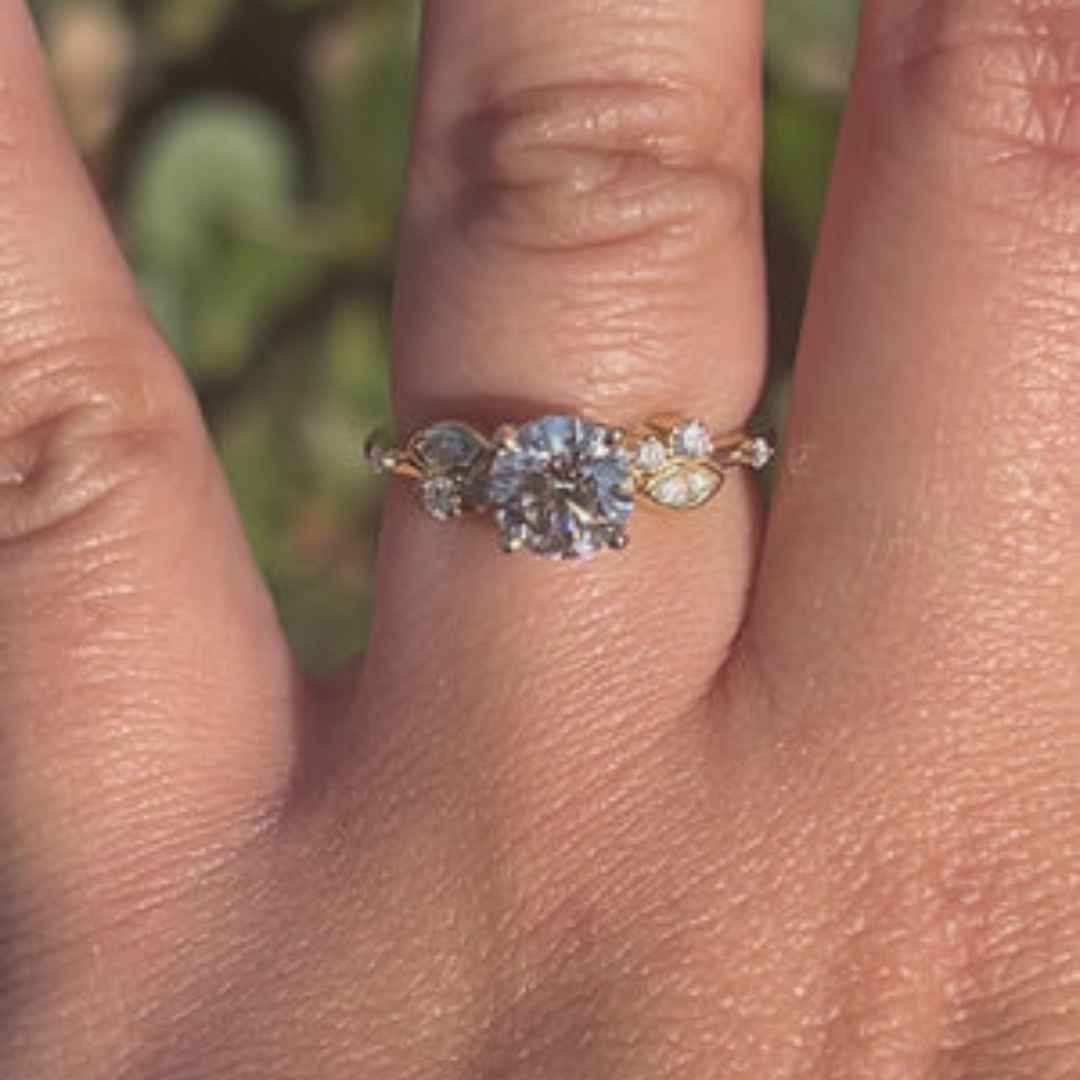 1 CT  Round Cut Cluster Engagement Ring - Lab Grown Diamond