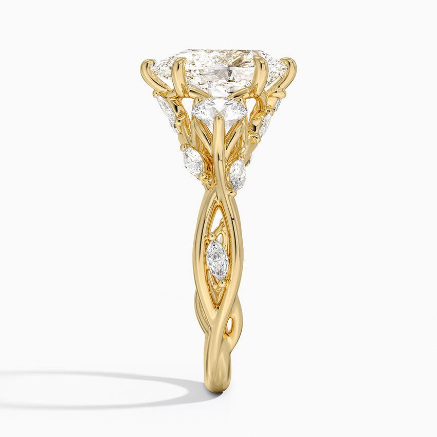2 CT Pear Cut Moissanite Diamond Three Stone Engagement Ring