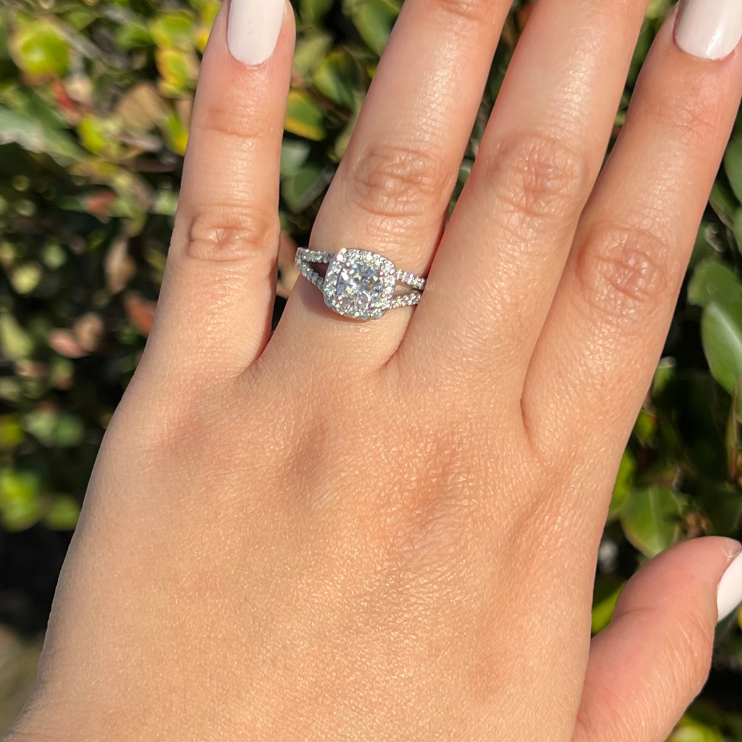 Sparkling Cushion Cut Diamond Ring