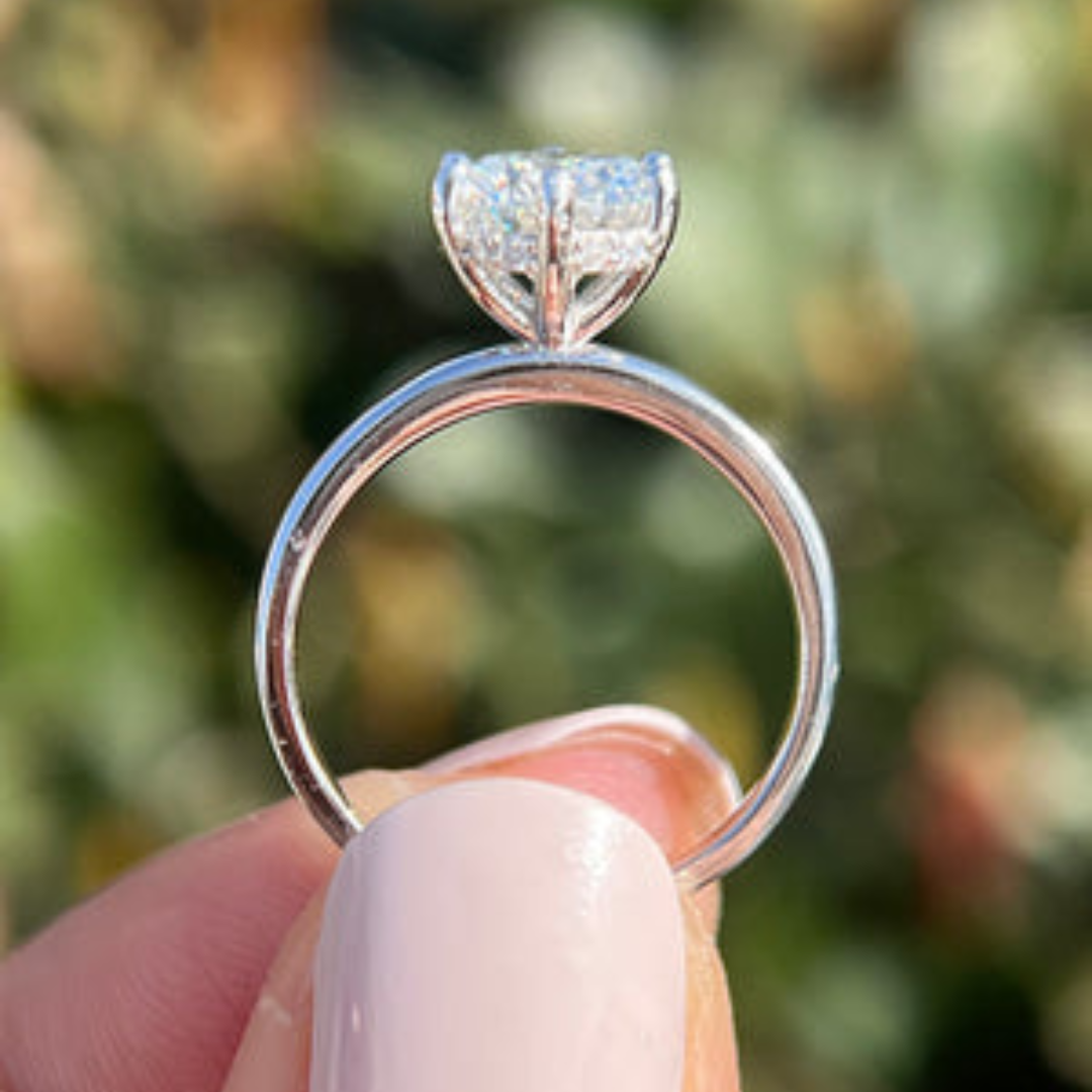 Women's Round Diamond Ring