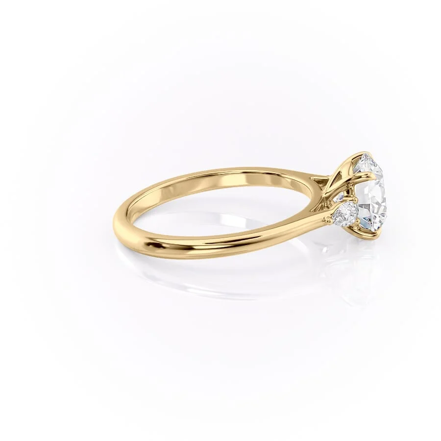 2 CT Round Cut Three Stone Engagement Ring - Moissanite Diamond