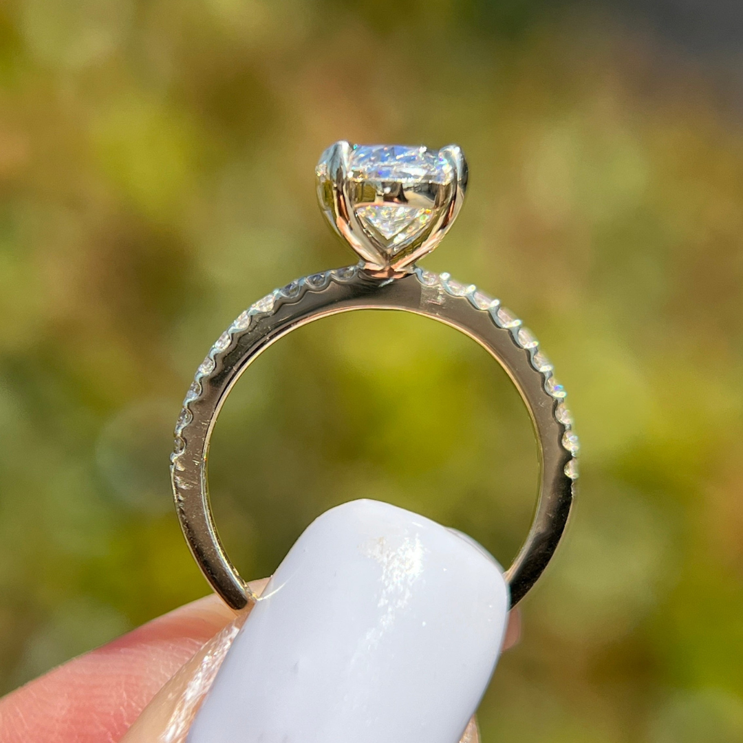 oval ring ideas